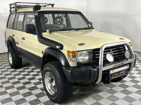 1995-Mitsubishi-Pajero-35-GLS-Auto_4