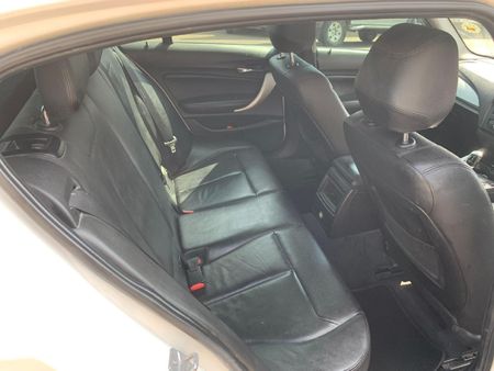 2013-BMW-1-Series-116i-5-dr-Auto_2