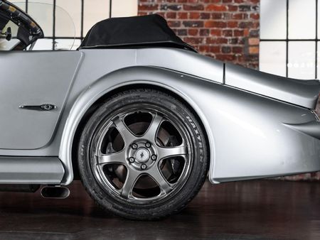2007-Morgan-Aero-8_15