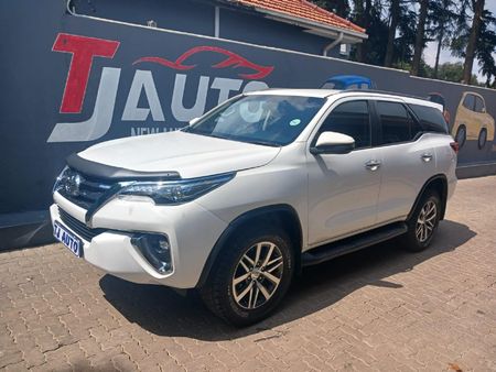 2020-Toyota-Fortuner-28-GD-6-Epic-Auto_0