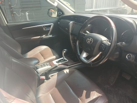 2020-Toyota-Fortuner-28-GD-6-Epic-Auto_7