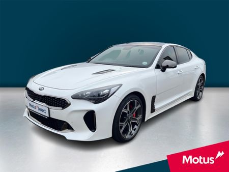 2019-Kia-Stinger-33-V6-GT_2