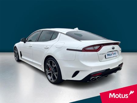 2019-Kia-Stinger-33-V6-GT_4