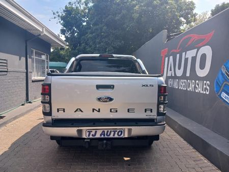 2022-Ford-Ranger-22-TDCi-XLS-Double-Cab_4