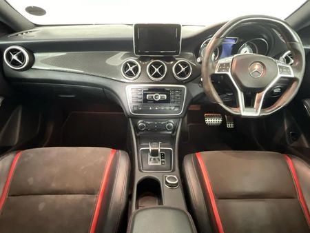 2014-Mercedes-AMG-CLA-45-AMG_1