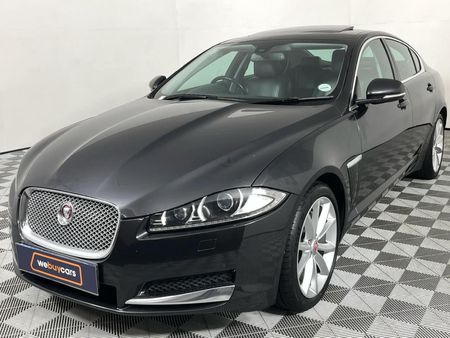 2014-Jaguar-XF-22-D-Premium-Luxury_0