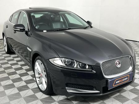 2014-Jaguar-XF-22-D-Premium-Luxury_4