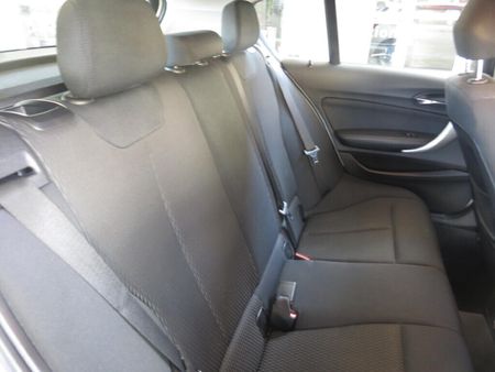 2012-BMW-1-Series-116i-5-dr_9