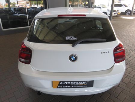 2012-BMW-1-Series-116i-5-dr_3