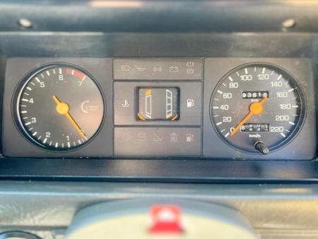 1986-Ford-Escort-XR3i_10
