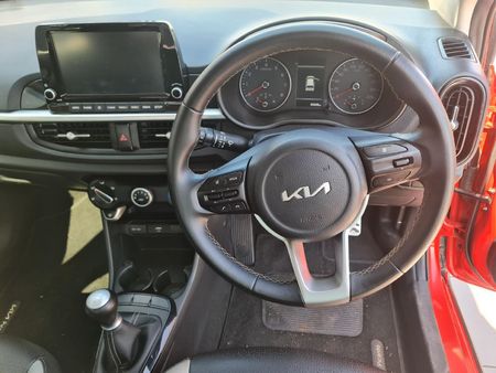 2022-Kia-Picanto-12-X-Line_10