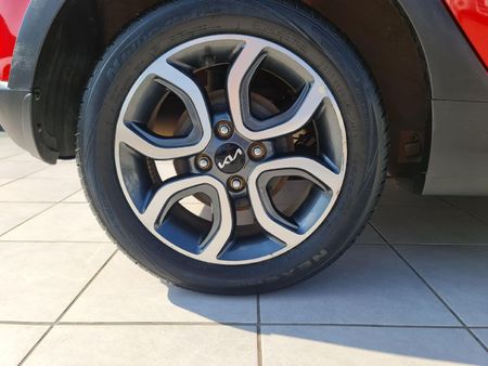 2022-Kia-Picanto-12-X-Line_6