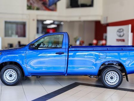 2024-Toyota-Hilux-20-VVTi-Single-Cab_3
