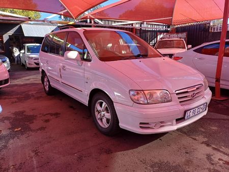 2005-Hyundai-Trajet-20-CRDi_0