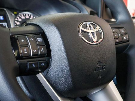 2024-Toyota-Hilux-24-GD-6-Raised-Body-Raider-Auto-Single-Cab_11
