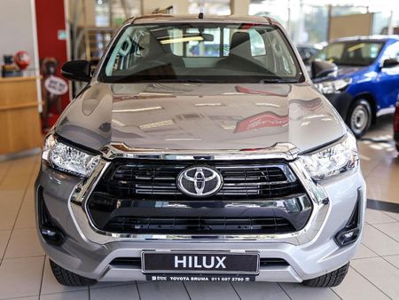 2024-Toyota-Hilux-24-GD-6-Raised-Body-Raider-Auto-Single-Cab_1