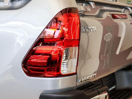 2024-Toyota-Hilux-24-GD-6-Raised-Body-Raider-Auto-Single-Cab_7