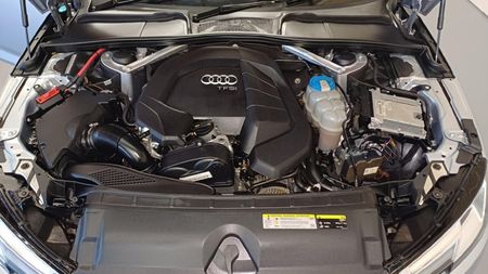 2017-Audi-A4-14-TFSI-Auto_9
