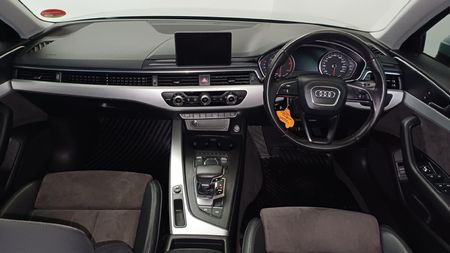 2017-Audi-A4-14-TFSI-Auto_13