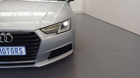 2017-Audi-A4-14-TFSI-Auto_2