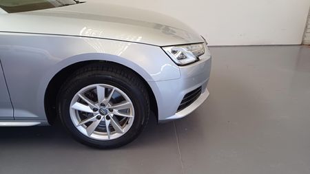 2017-Audi-A4-14-TFSI-Auto_4