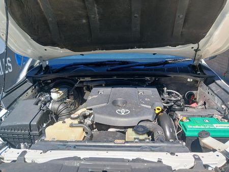 2017-Toyota-Hilux-28-GD-6-Raider-4x4-Double-Cab-Auto_11