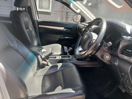 2017-Toyota-Hilux-28-GD-6-Raider-4x4-Double-Cab-Auto_6