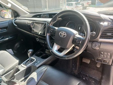 2017-Toyota-Hilux-28-GD-6-Raider-4x4-Double-Cab-Auto_7