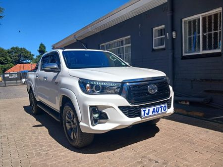 2017-Toyota-Hilux-28-GD-6-Raider-4x4-Auto-Double-Cab_2