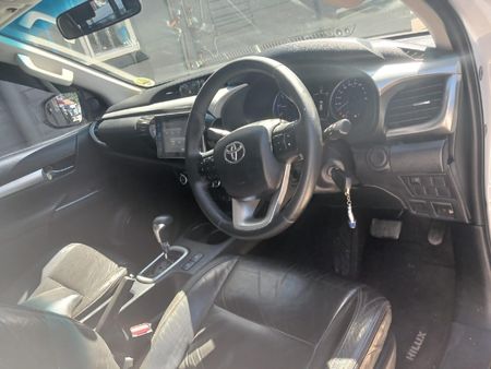 2017-Toyota-Hilux-28-GD-6-Raider-4x4-Auto-Double-Cab_7