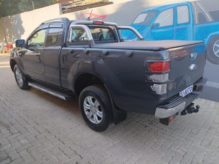 2022-Ford-Ranger-22-TDCi-XLS-4x4-Auto-SuperCab_5