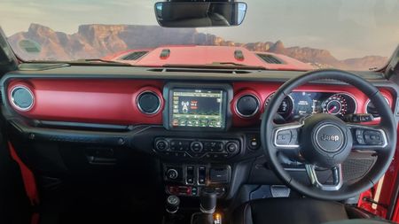 2024-Jeep-Wrangler-36-V6-Rubicon-2-dr-Auto_8