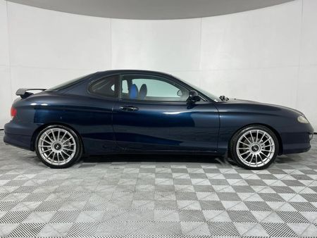 2001-Hyundai-Tiburon-20_10