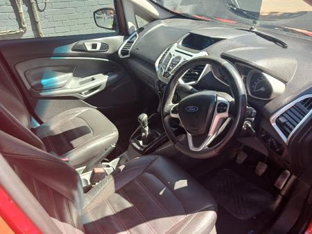 2015-Ford-EcoSport-15-TDCi-Titanium_9