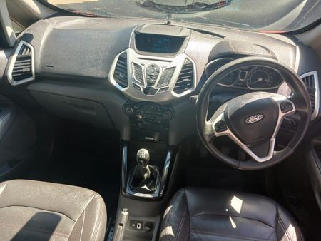 2015-Ford-EcoSport-15-TDCi-Titanium_7