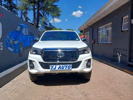 2019-Toyota-Hilux-28-GD-6-Raised-Body-Auto-Raider-Double-Cab_1