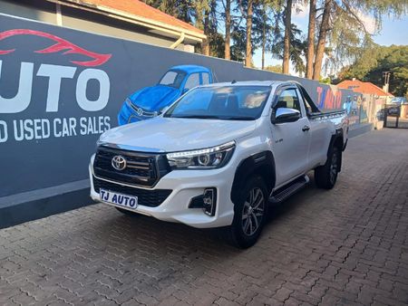 2017-Toyota-Hilux-24-GD-6-SRX-4x4-Single-Cab_0