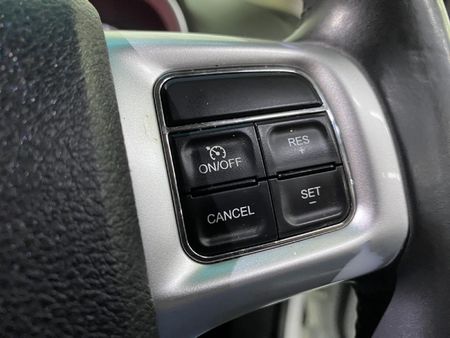 2015-Dodge-Journey-36-V6-SXT-Auto_20