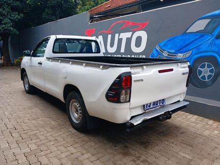 2020-Toyota-Hilux-24-GD-Single-Cab_6