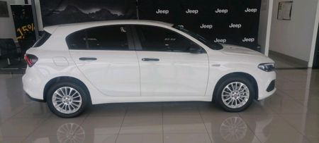 2024-Fiat-Tipo-City-Life-14-5-dr_1