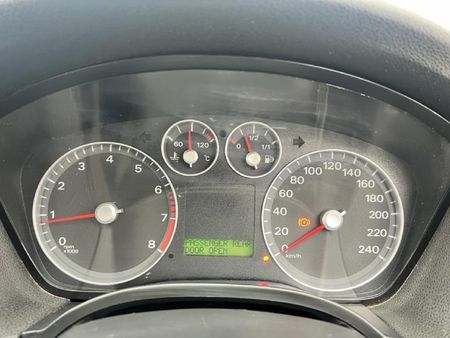 2007-Ford-Focus-16-Si-5-dr_9