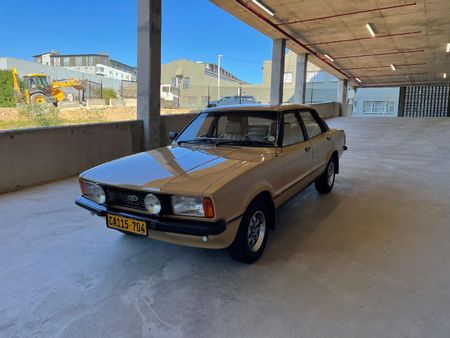 1978-Ford-Cortina-30S_4