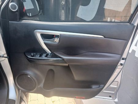 2016-Toyota-Fortuner-28-GD-6-Raised-Body-Auto_10