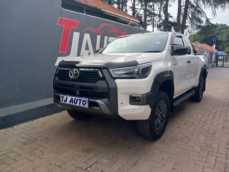 2023-Toyota-Hilux-24-GD-6-Raised-Body-Raider-Extended-Cab_0