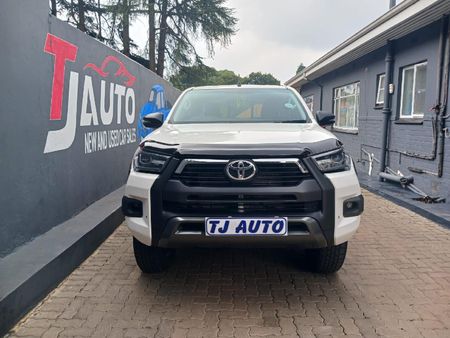 2023-Toyota-Hilux-24-GD-6-Raised-Body-Raider-Extended-Cab_1