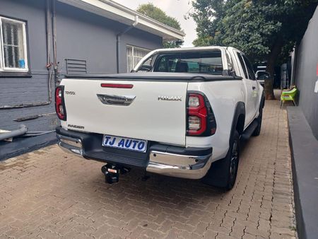 2023-Toyota-Hilux-24-GD-6-Raised-Body-Raider-Extended-Cab_5