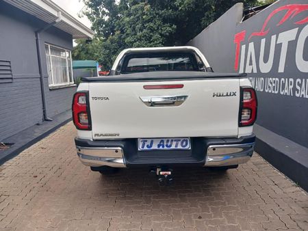 2023-Toyota-Hilux-24-GD-6-Raised-Body-Raider-Extended-Cab_7