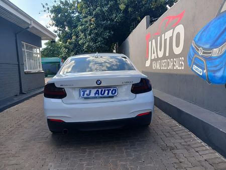 2016-BMW-2-Series-220i-Coupe-M-Sport-Auto_4