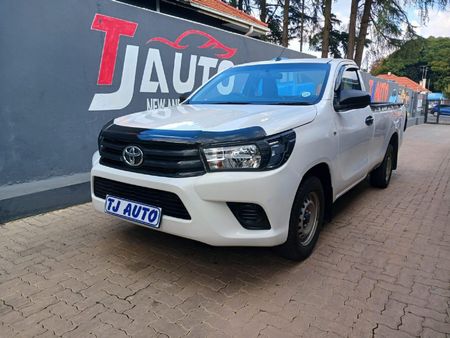 2020-Toyota-Hilux-24-GD-Single-Cab_0