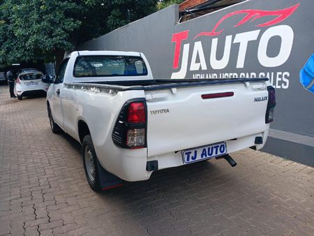2020-Toyota-Hilux-24-GD-Single-Cab_5